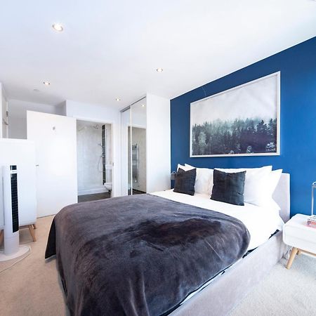 Top Floor Apt - 2 Bed/2 Bath + Private Balcony London Exterior foto